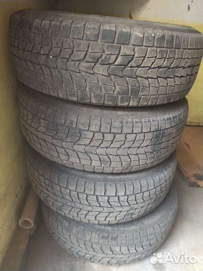 Dunlop Grandtrek SJ6 215/70 R16