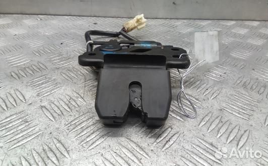 Замок 3-5 двери toyota avensis T25 (GNI18GH01)