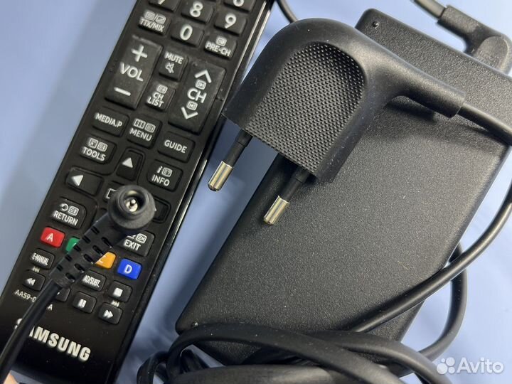Пульт и блок питания для тв Samsung 4000au