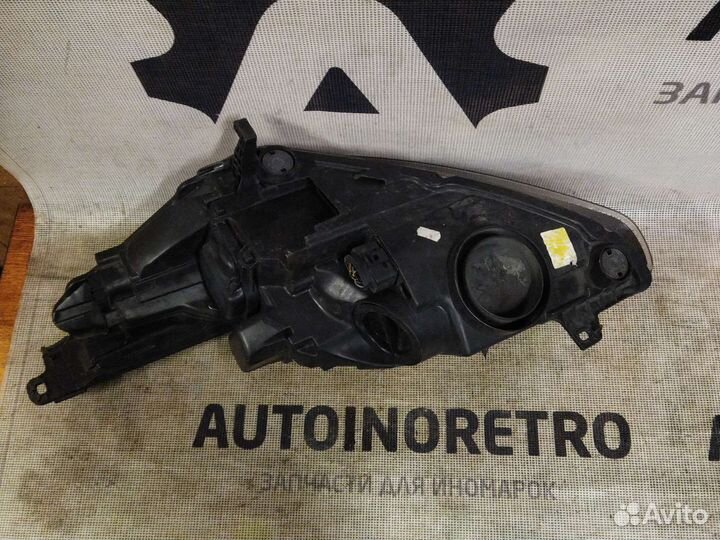 Фара правая Ford c max 2 AM51-13W029-AE