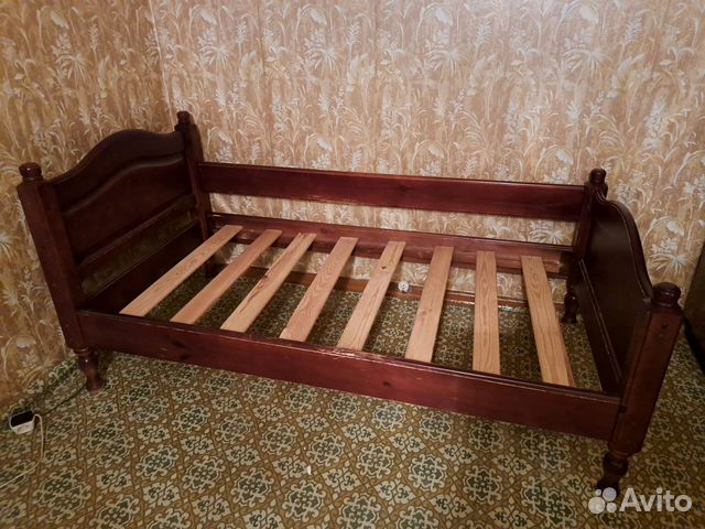 Кровать односпальная бу из массива дерева купить в Нижнем Новгороде ...