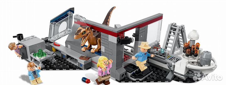 Конструктор Dinosaur World Охота на Рапторов