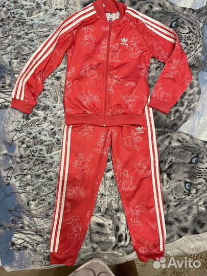 Спортивный костюм adidas для девочек