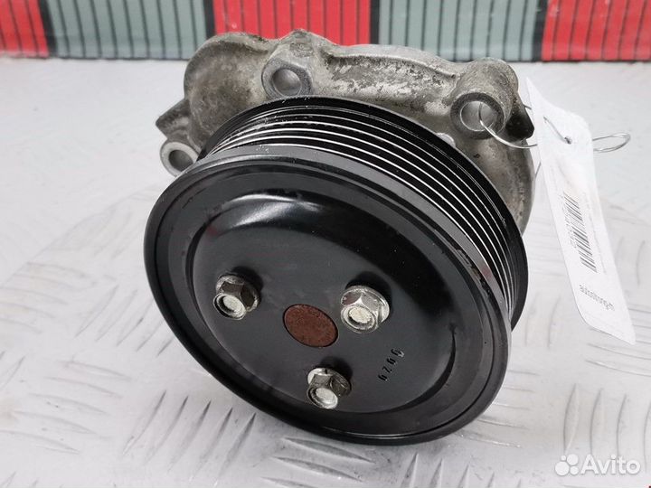 Помпа Opel Astra H/Family рест. 2010