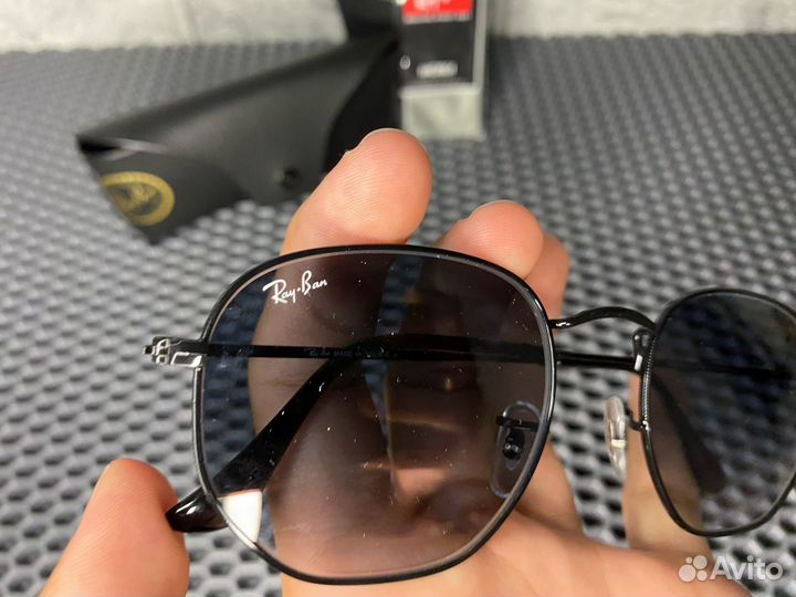Очки солнцезащитные Ray-Ban