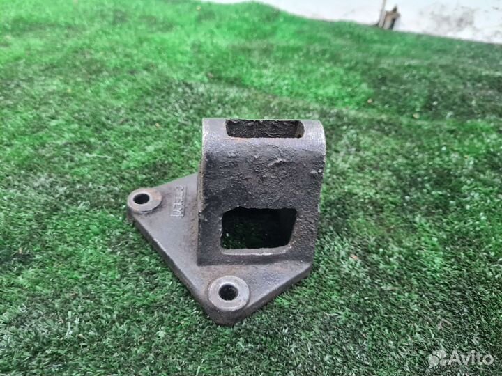 Кронштейн гидроусилителя Geely MK 2008-2015