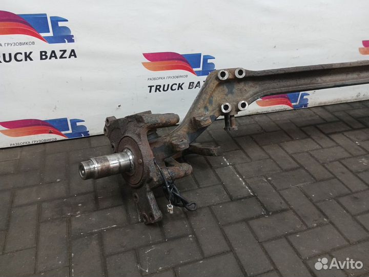 Кулак поворотный левый Man TGX