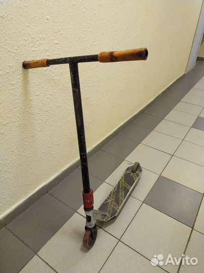 Трюковой самокат