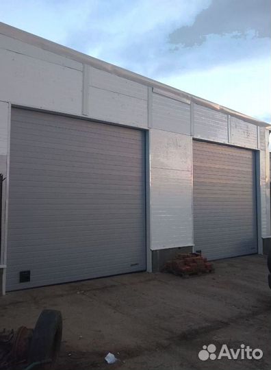 Гаражные секционные ворота с монтажом