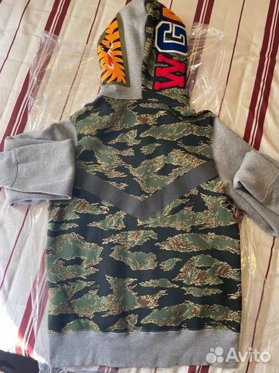 Bape zip hoodie tiger
