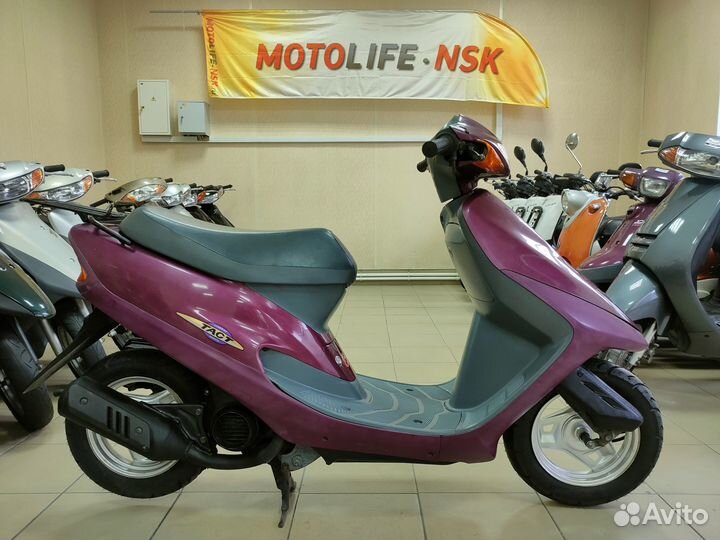 Японский скутер, мопед Honda Tact AF30 stand up