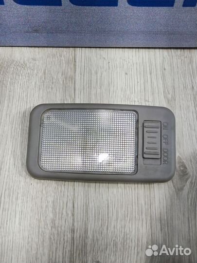 Плафон Подсветка Фонарь салона geely emgrand X7