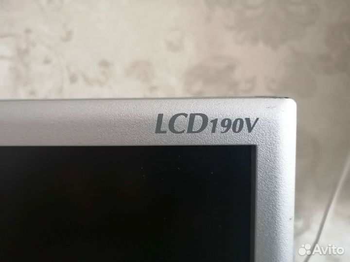 Монитор NEC LCD-190V-BK-1