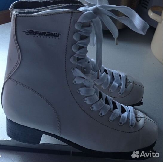 Коньки женские фигурные 38