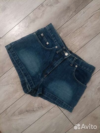 Шорты р-р 44