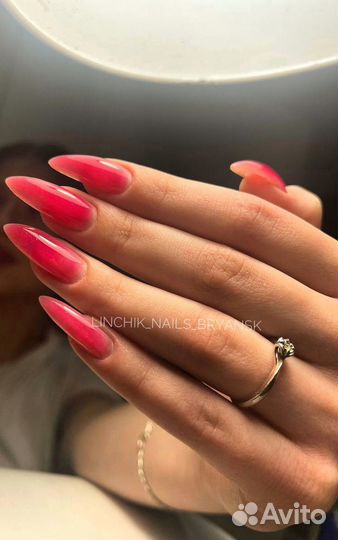 Маникюр, наращивание на студии