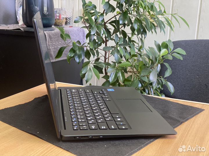 Ноутбук Irbis 2021 года. Не игровой