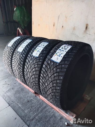 Triangle IcelynX TI501 235/45 R18