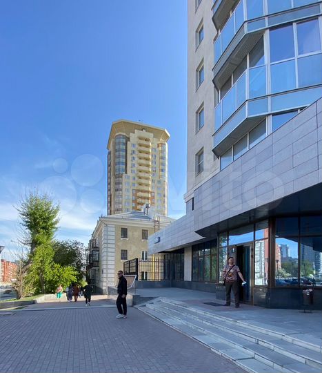 Свободного назначения, 295 м²