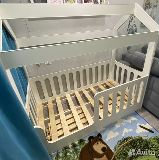 Детская кровать домик