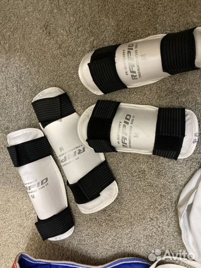 Комплект защиты и кимоно для тхэквондо детская