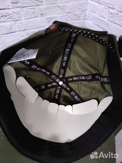 Alpha Industries новая зелёная бейсболка оригинал