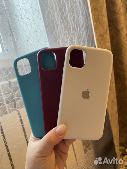 Чехлы на телефон iPhone 11