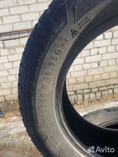 General Tire Altimax Arctic 215/60 R16