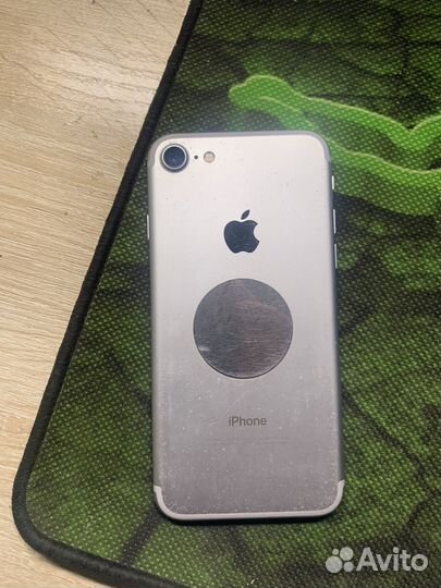 iPhone 7, 32 ГБ