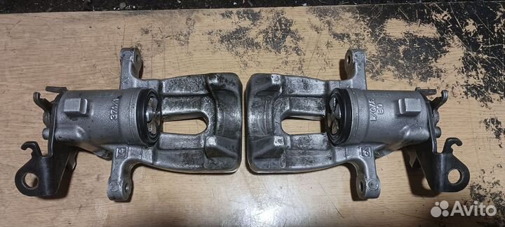 Задний тормозной цилиндр Renault scenic 2