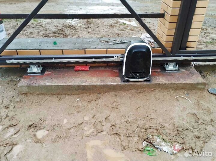 Ворота откатные, ворота распашные под ключ