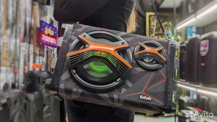 Колонка BBK 35вт с подсветкой и ремнем