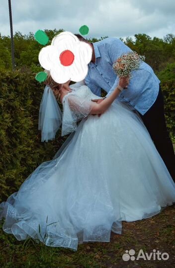 Свадебное платье со шлейфом 44 46