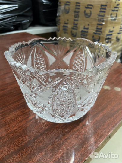 Ваза хрустальная