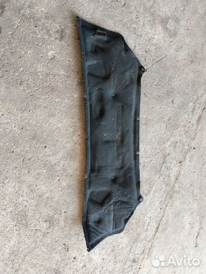 Обшивка капота Mercedes Vito W639 2.1D 2007