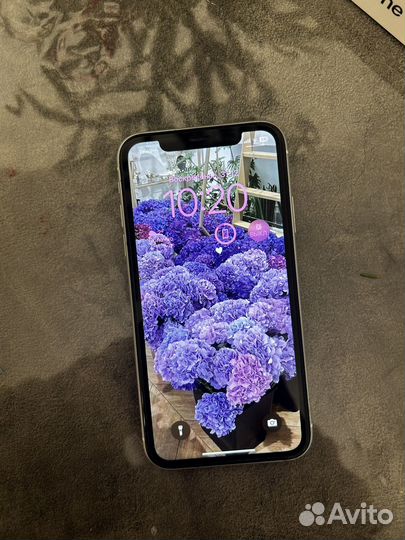 iPhone Xr, 64 ГБ