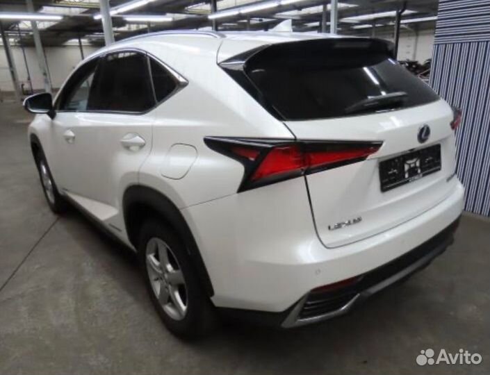 В разборе Lexus NX Z10
