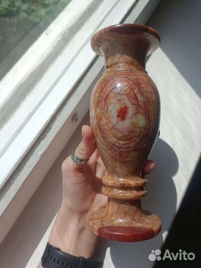 Ваза из оникса 19.5 см