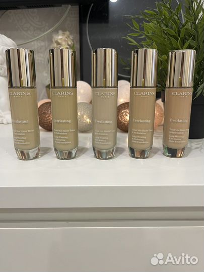Clarins Everlasting устойчивый тональный крем