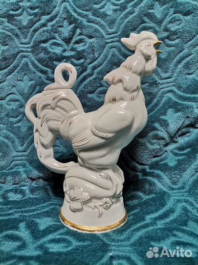 Кувшин фарфоровый 