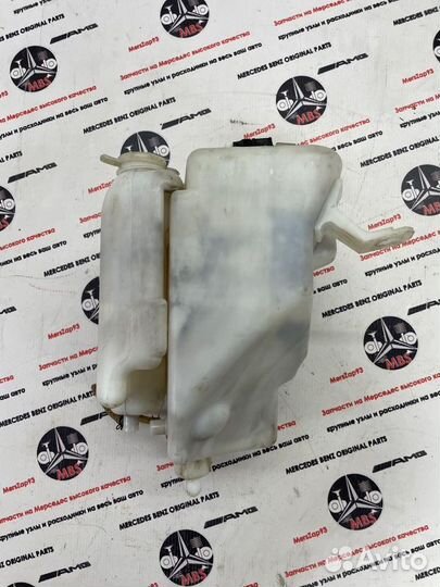 Бачок омывателя Mercedes E-Class W210