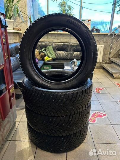 Pirelli Scorpion Ice Zero 2 225/55 R19