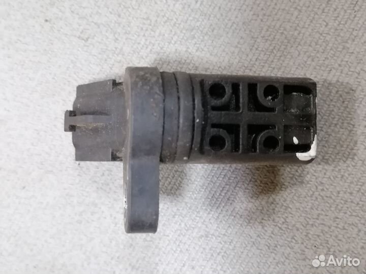 Датчик коленвала Nissan Almera Classic B10 2006-13