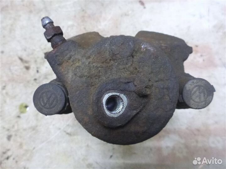 Суппорт передний левый Skoda Octavia 1Z3 BSE 2012