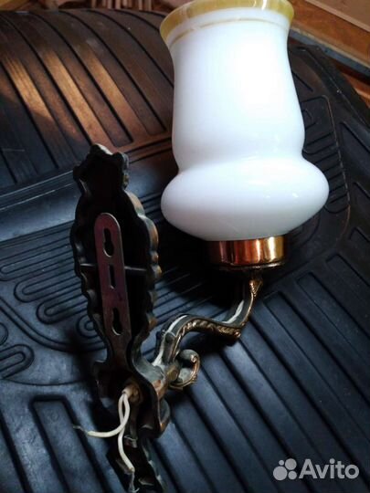 Настенный светильник бра