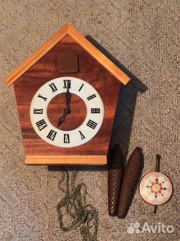 Часы настенные с кукушкой