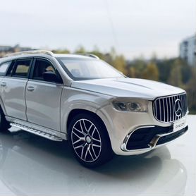 Машинка металлическая Mercedes GLS