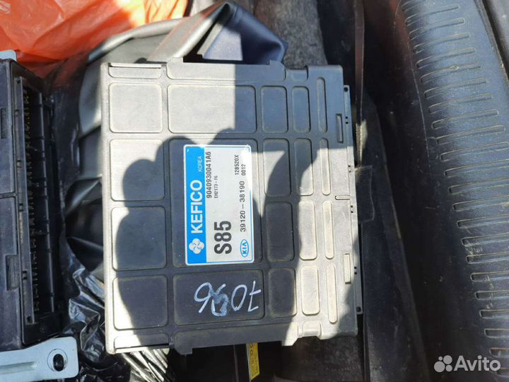 Блок эбу двигателя Киа magentis