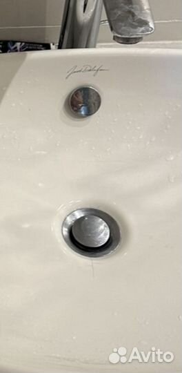 Раковина в ванную накладная