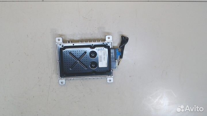 Усилитель звука Infiniti QX56, 2004